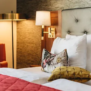 4* Hotel Profilhotels Plaza